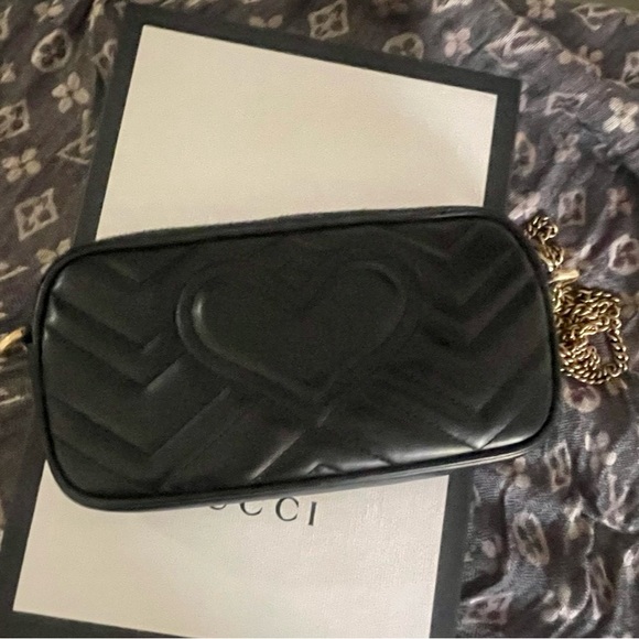 Gucci Women's Shoulder Bag, Mini Bag, Pochette, GG Marmont Quilted Leather - Picture 4 of 6